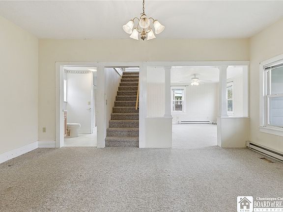 3rd image of 503 Rock City St