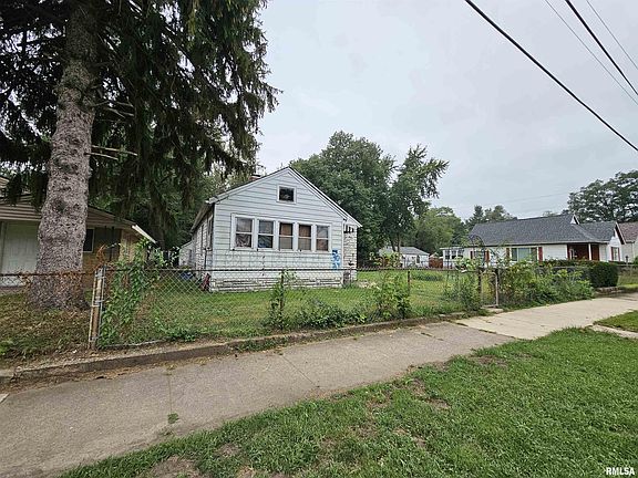 3rd image of 3028 W Krause Ave