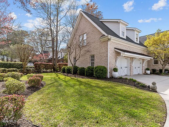 5th image of 100 King Arthur Drive