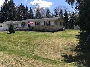 1101 Mallard Ln, Manitowoc, WI 54220