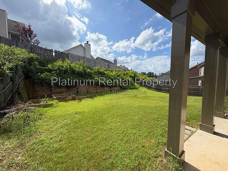 5075 Rialto Way — Photo 33