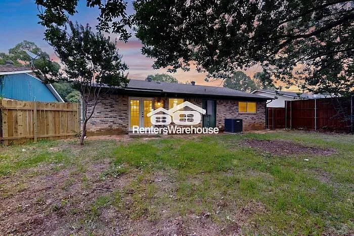5306 Vincennes Ct — Photo 37