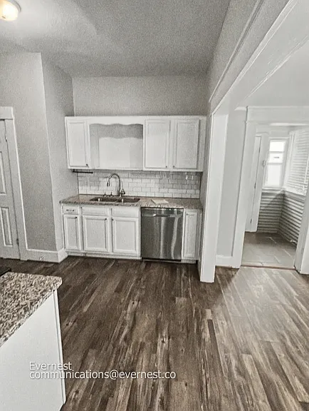 3601 Norwood Blvd — Photo 2