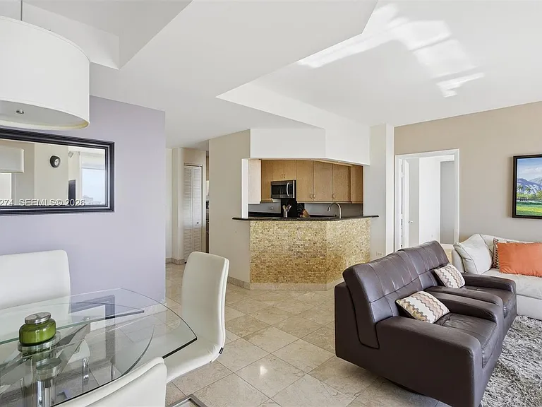 801 Brickell Key Blvd #3209 — Photo 7