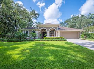 511 Duque Rd, Lutz, FL 33549