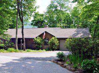 51 Claws Foot Ct, Sapphire, NC 28774