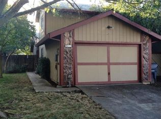 9413 Aizenberg Cir, Elk Grove, CA 95624