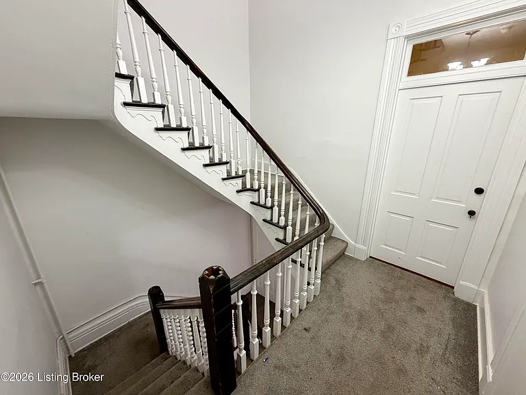 1466 Saint James Ct #3 — Photo 7