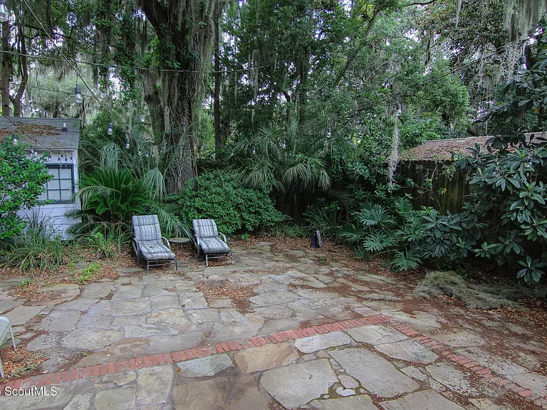 1207 Pine Ave — Photo 27