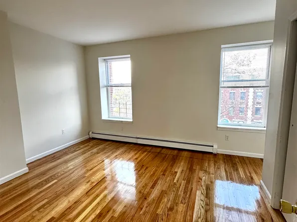 722 Ocean Avenue image 8 of 26