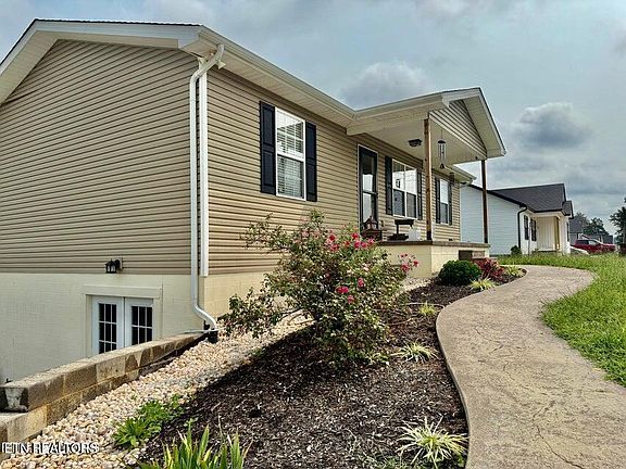 3rd image of 2670 Sharps Chapel Rd