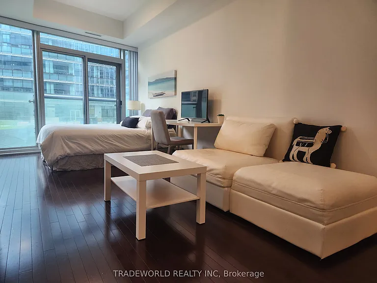 12 York St #308 — Photo 3