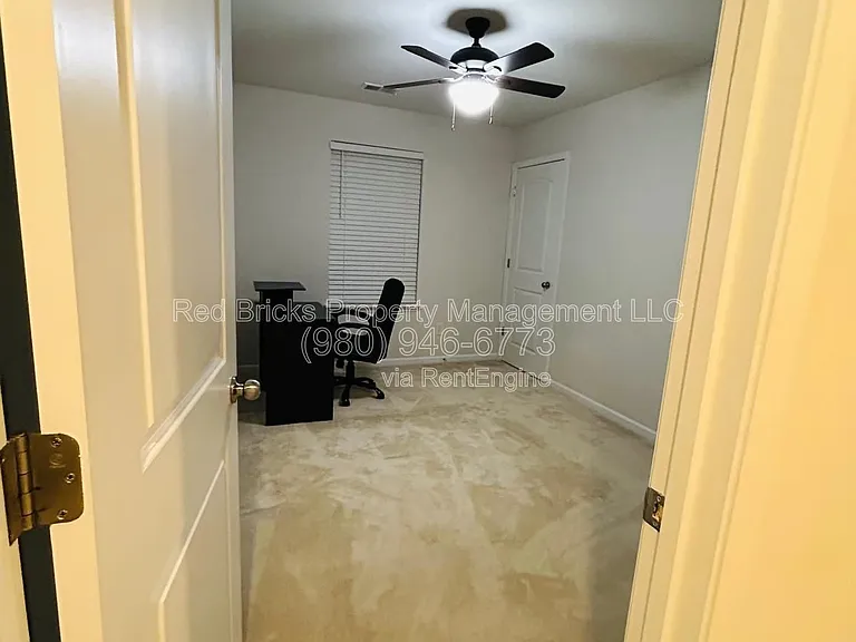 9315 Grand Valley Dr — Photo 25
