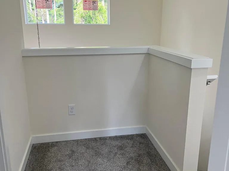 60 Foster Rd NE — Photo 5