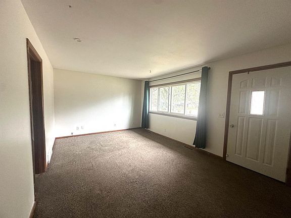 2nd image of 2410 GAYNOR AVENUE