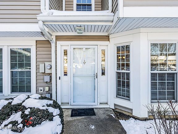 5th image of 4 Duncan Way