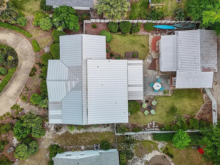 321 S Bonita Ave — Photo 28