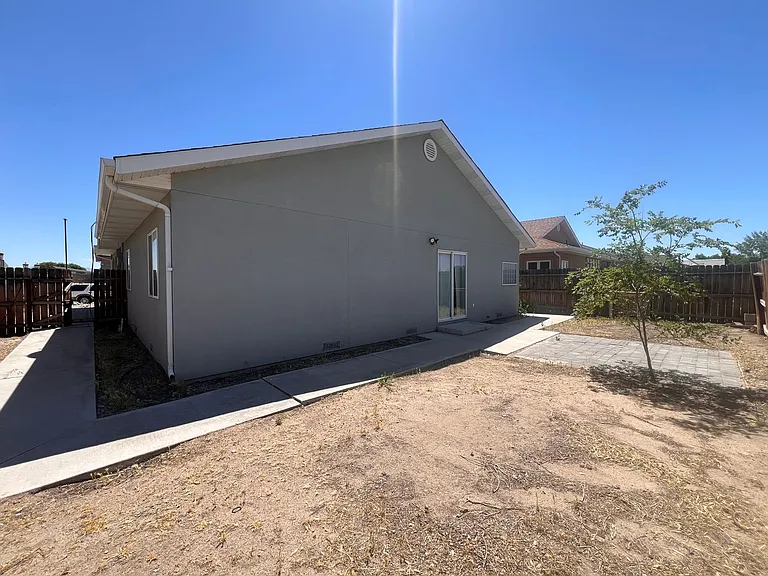 524 Discovery Dr — Photo 35