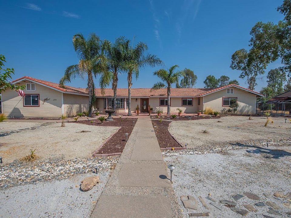 1st image of 37771 Avenue 12
