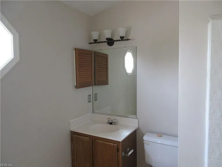 110 Foundry Ct — Photo 19