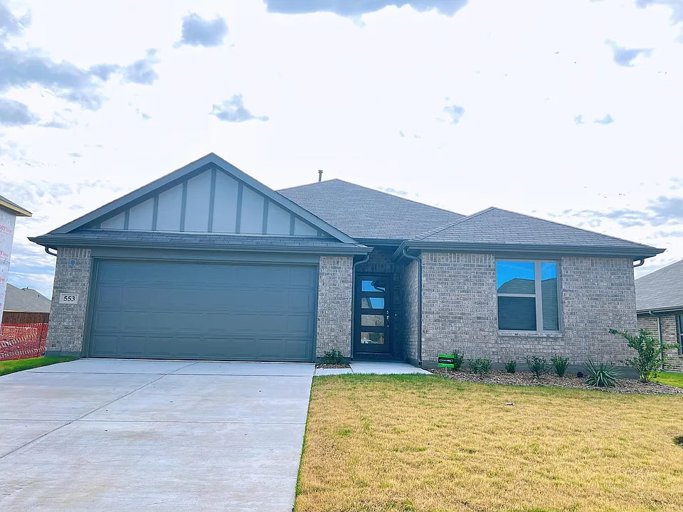 553 Meadow Run Dr