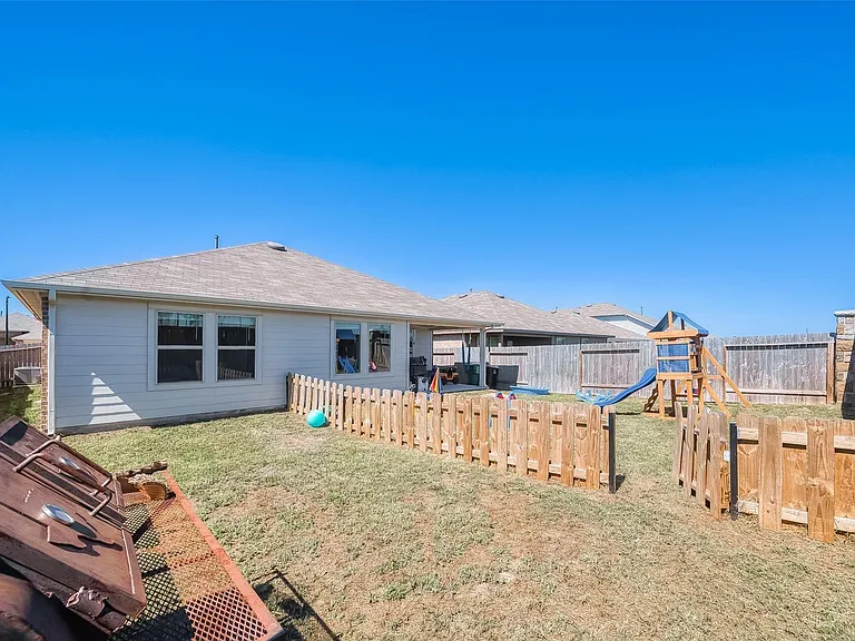 21501 Rustic Elm Dr — Photo 14