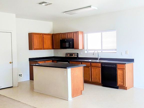 5th image of 625 W Silver Reef Ct