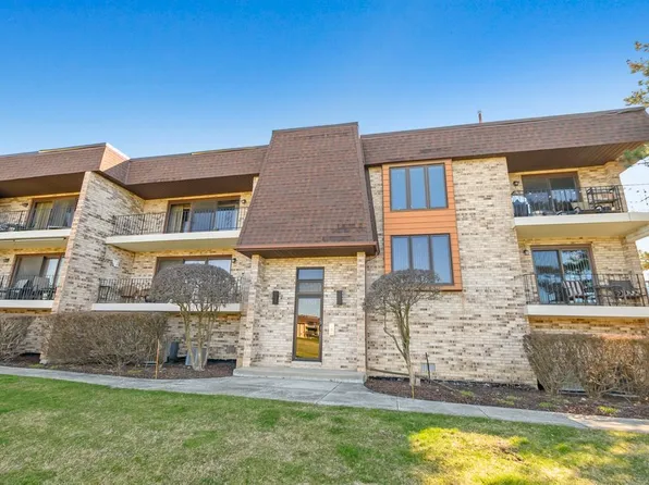 15704 Deerfield Ct Unit 2N, Orland Park, IL 60462