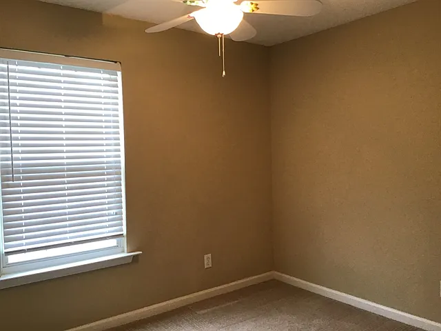 107 Sentinel Ct — Photo 9