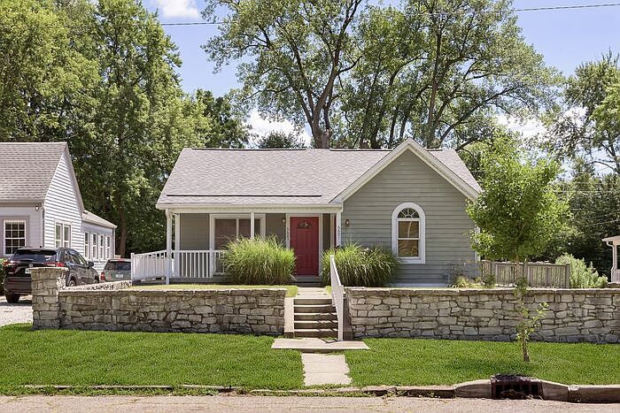 1st image of 5603 Winthrop Ave
