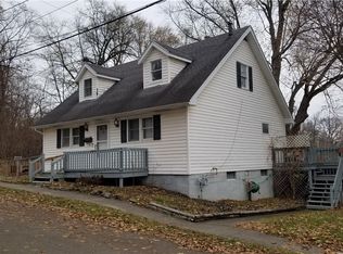 34 Damonsville St, Mount Morris, NY 14510