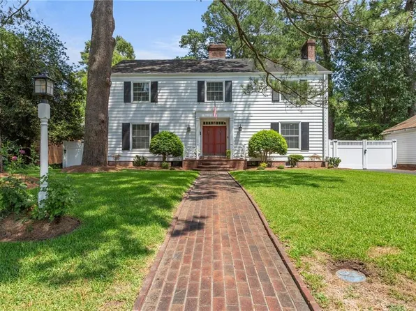 506 Dumville Ave, Suffolk, VA 23434