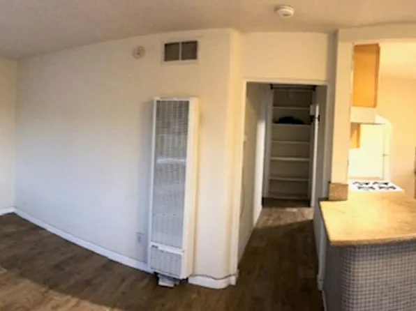 733 Santa Barbara Pl, 733-739 Santa Barbara Pl #737, San Diego, CA 92109