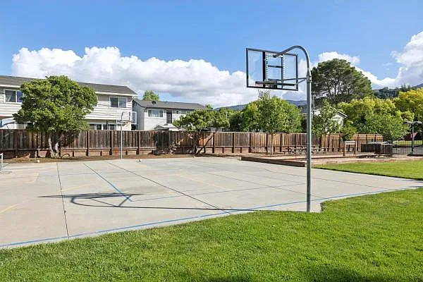 103 Belwood Gtwy — Photo 30