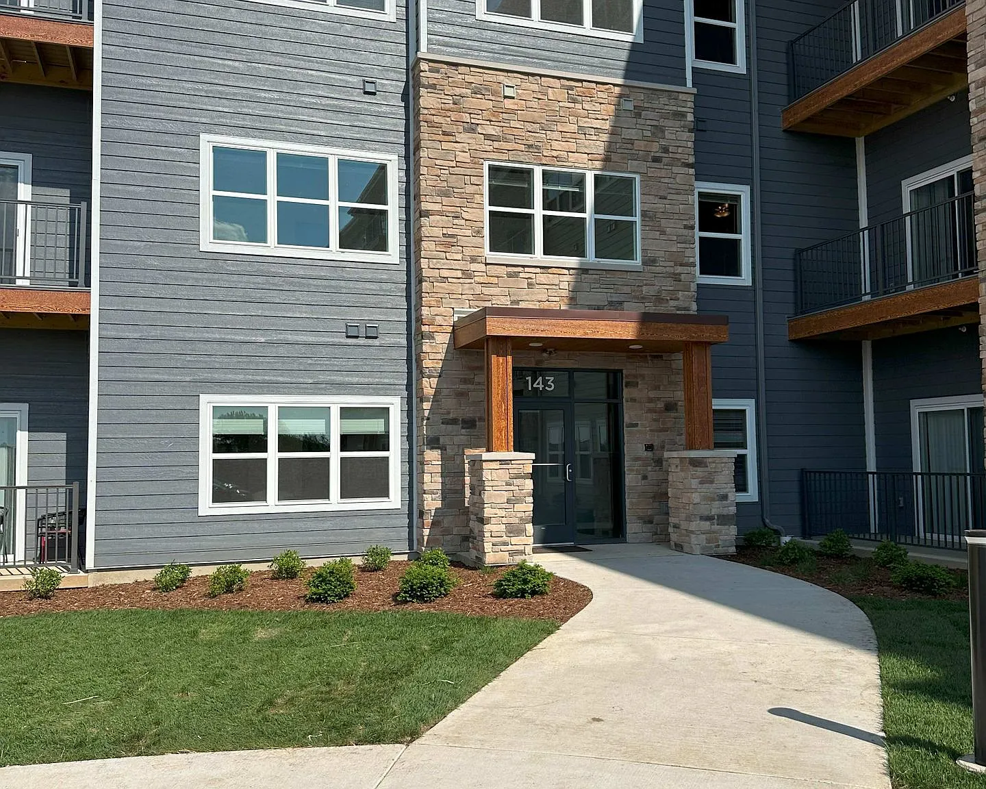 Colorado Commons - 143 N Wildwood St — Photo 3