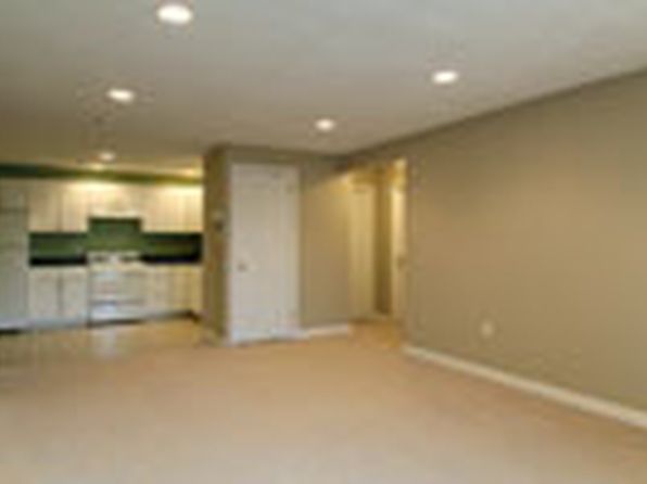 16 Kenmar Dr Unit 122-1