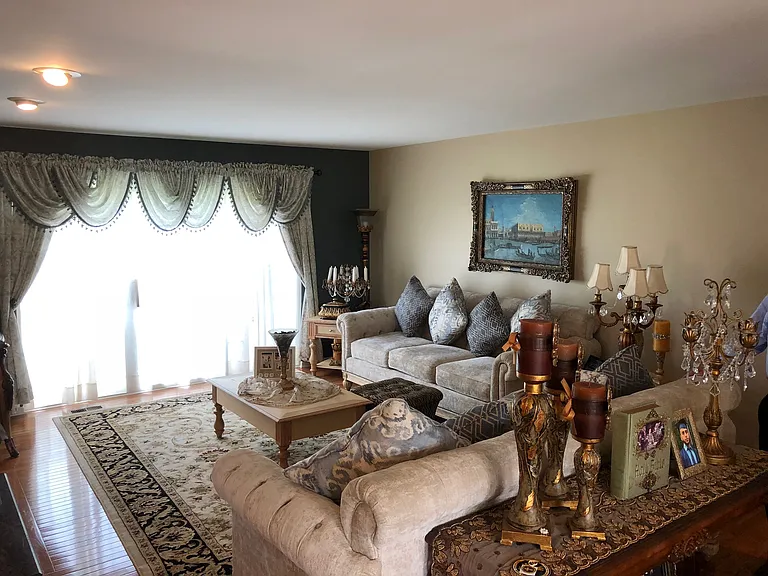 838 Red Run Dr — Photo 13