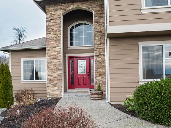 4th image of 18515 93rd St SE