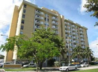 2000 NE 135th St #5, North Miami, FL 33181