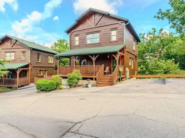830 Great Smoky Way, Gatlinburg, TN 37738