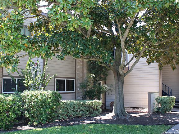 2nd image of 7083 N Holiday Dr #7083