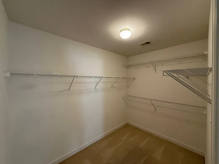 4415 Medallion Dr — Photo 34