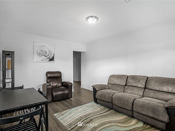 2nd image of 6410 Highland Drive
