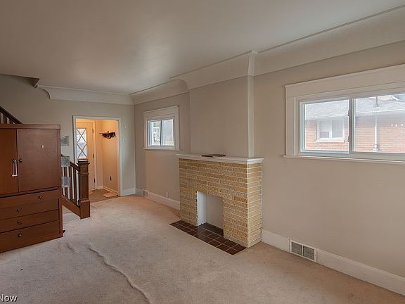 3rd image of 84 S Hazelwood Ave