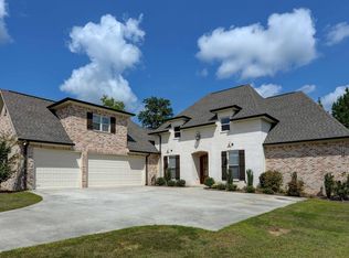 6276 Pinehill Dr, Meridian, MS 39305