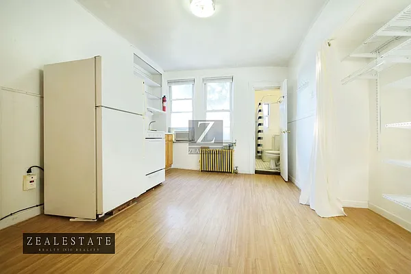 Rented by ZealEstate Group Inc | media 1