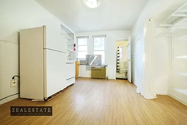 Rented by ZealEstate Group Inc