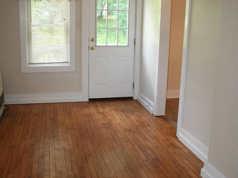 152 Lower Edgewood Rd — Photo 2