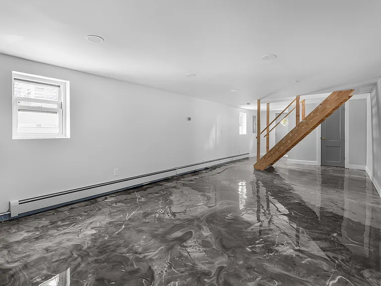 119 Belmont Ave — Photo 17