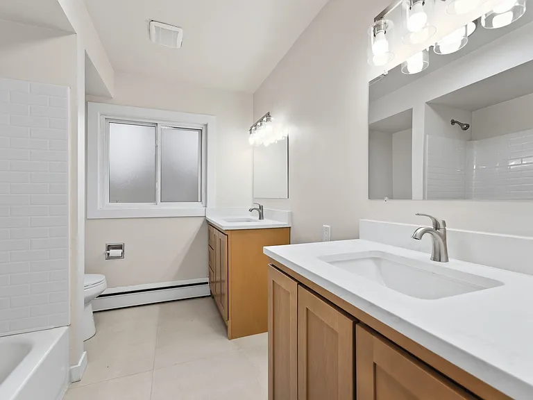 1125 W Warn Way — Photo 8